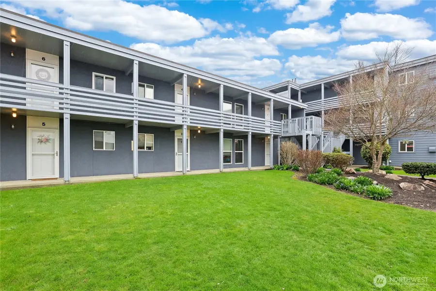 22612 6th Avenue S #15, Des Moines, WA 98198 - #2