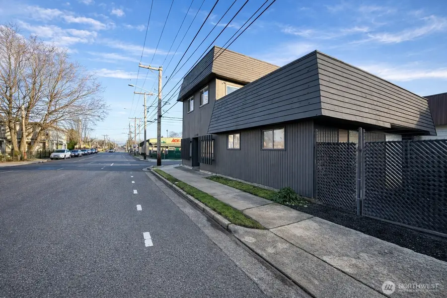 2102 S 12th Street, Tacoma, WA 98405 - #3