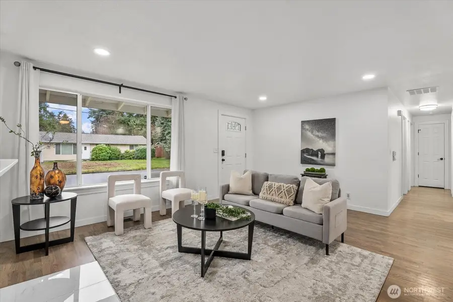 606 25th Street Se, Auburn, WA 98002 - #2