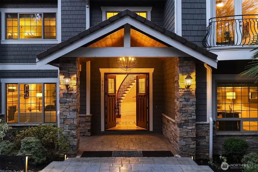 9810 SE 35th Place, Mercer Island, WA 98040 - #3