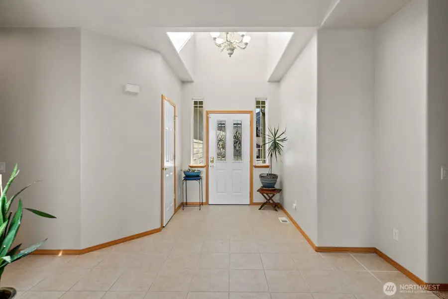 2220 Michael Brooke, Wenatchee, WA 98801 - #3