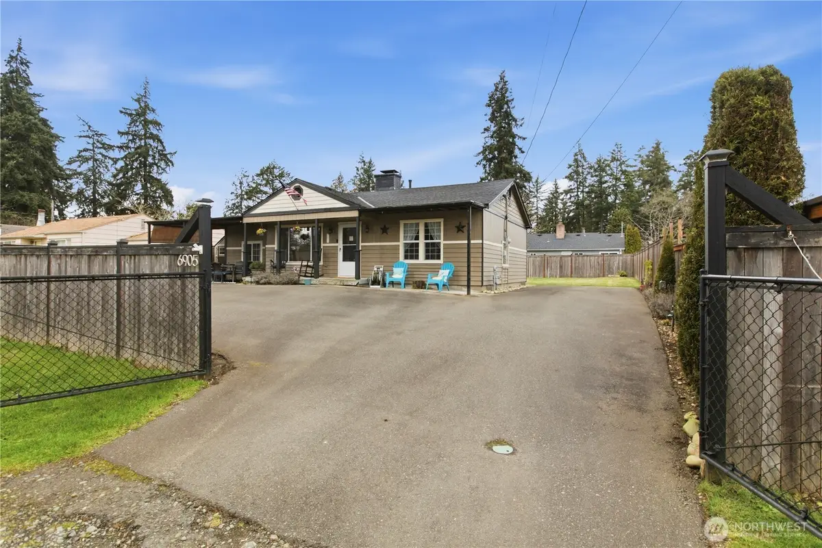 6905 Foster Street Sw, Lakewood, WA 98499 - #1