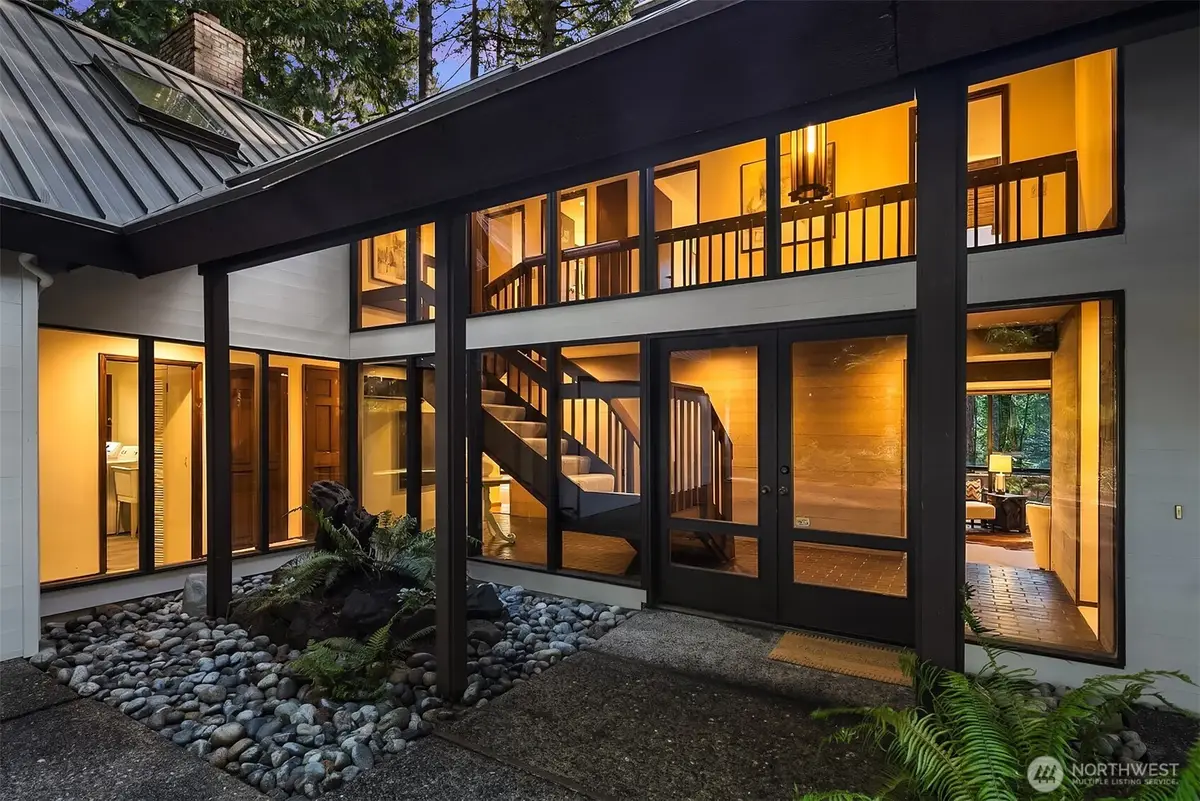 9027 SE 50th Street, Mercer Island, WA 98040 - #1