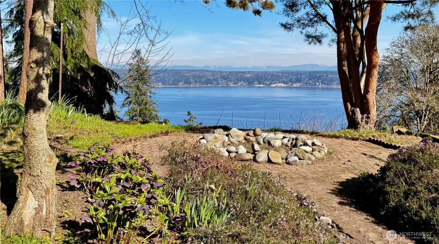 3968 S East Camano Drive, Camano Island, WA 98282 - #3