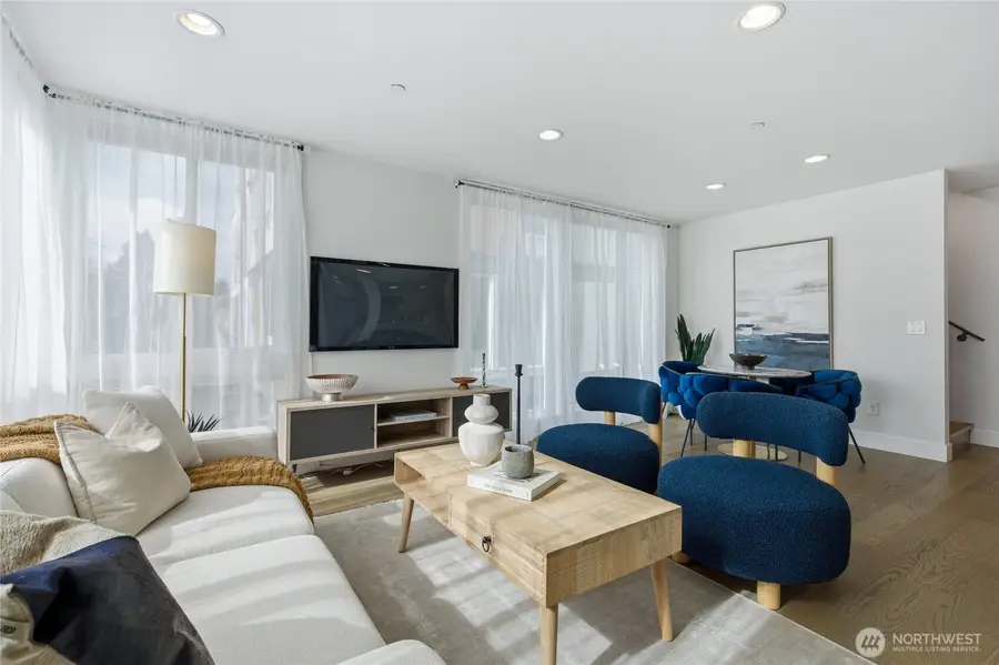 10712 SE 2nd Street, Bellevue, WA 98004 - #3