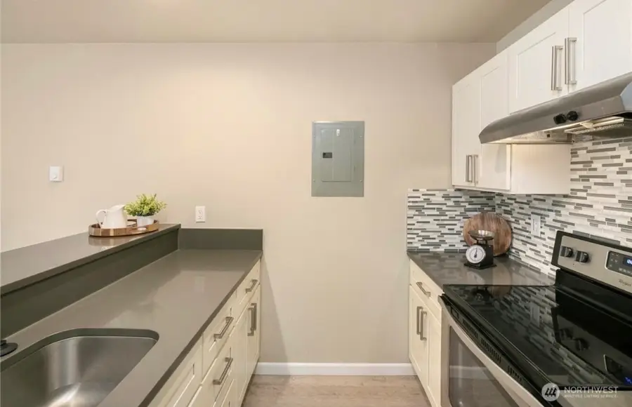 17431 Ambaum Boulevard S #B13, Seattle, WA 98148 - #3