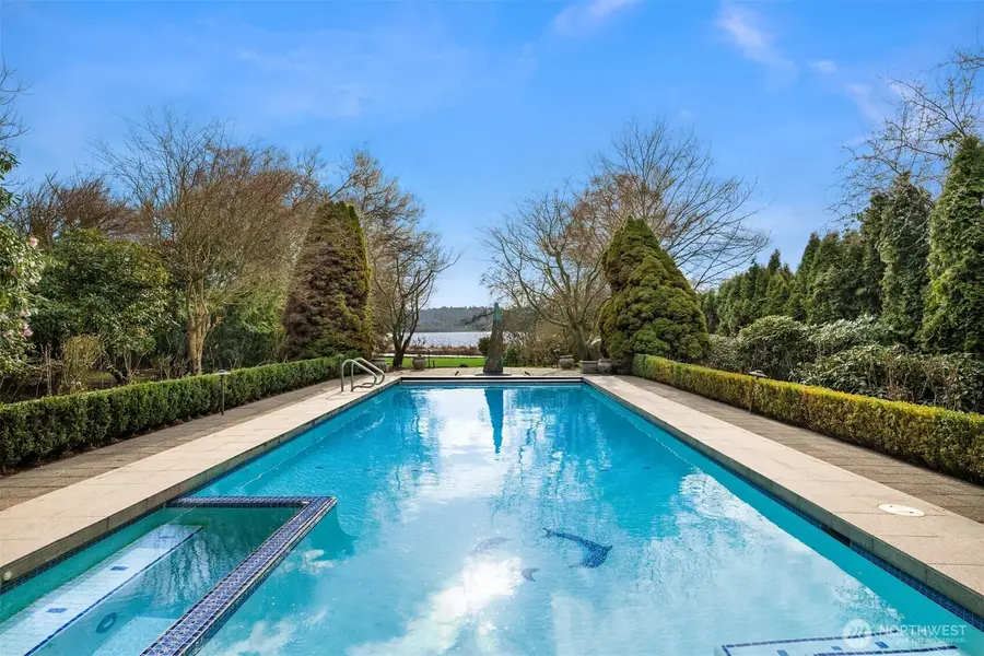 3925 NE Surber Drive, Seattle, WA 98105 - #2