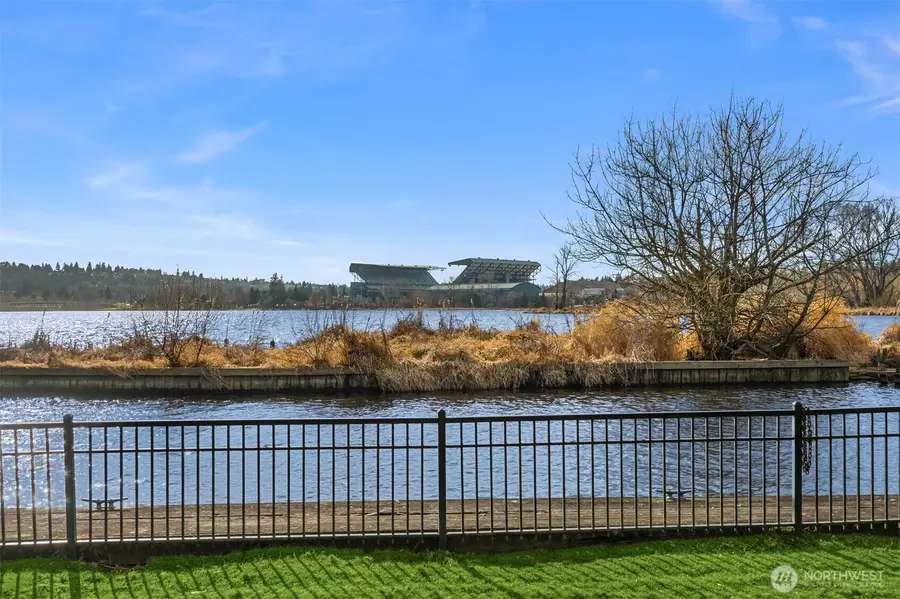 3925 NE Surber Drive, Seattle, WA 98105 - #3