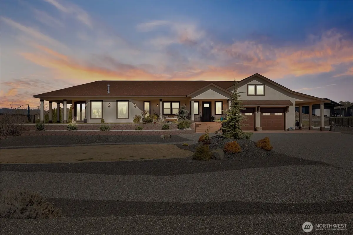 714 Sunset Boulevard Nw, Mattawa, WA 99349 - #1