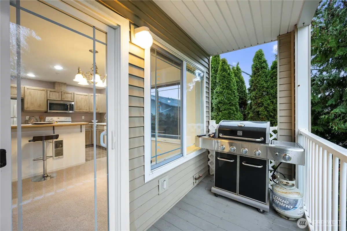 10025 9th Avenue W #D201, Everett, WA 98204 - #1