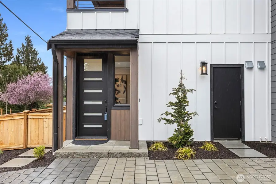 8108 126th Avenue Ne #B, Kirkland, WA 98033 - #3