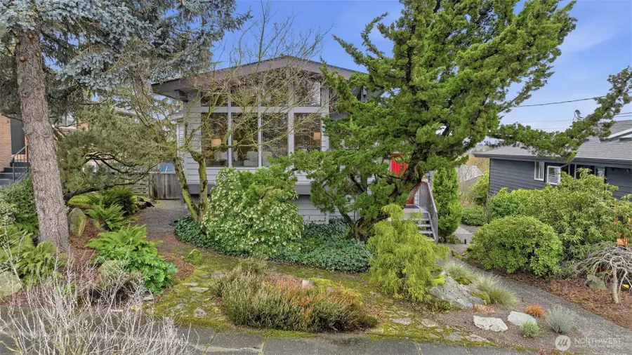 9753 61st Avenue S, Seattle, WA 98118 - #2