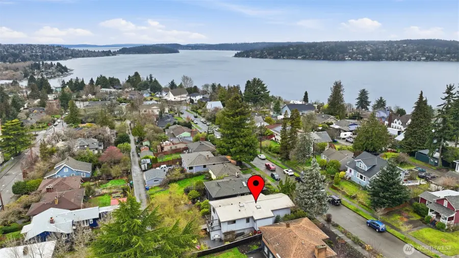 9753 61st Avenue S, Seattle, WA 98118 - #3