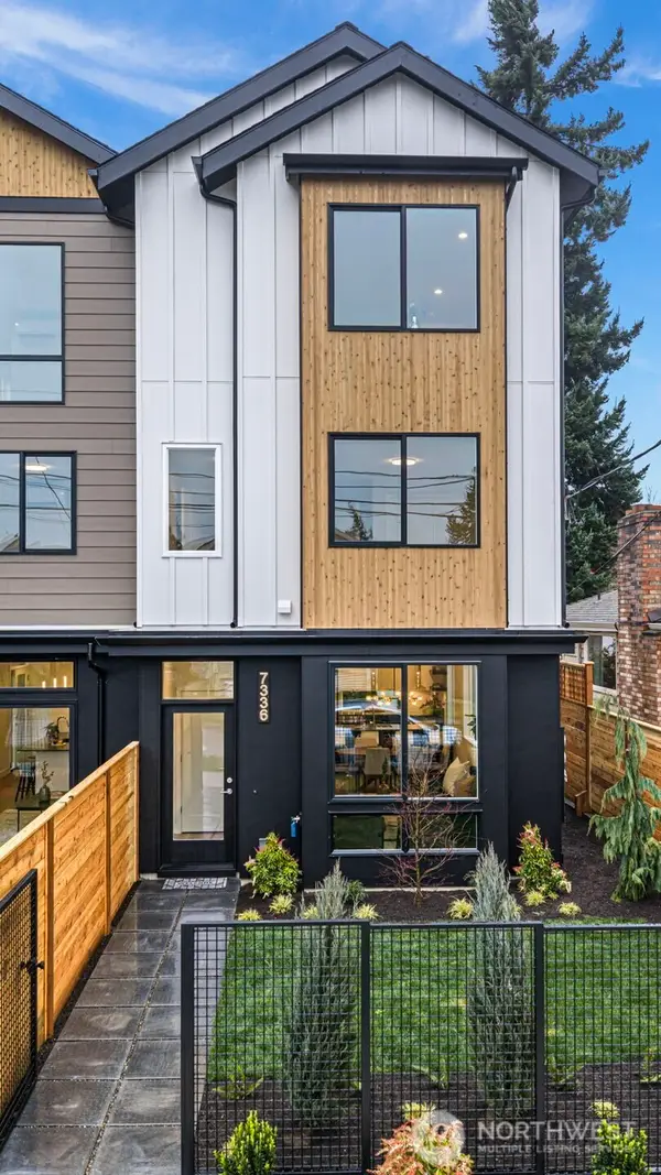 7336 27th Avenue Nw, Seattle, WA 98117