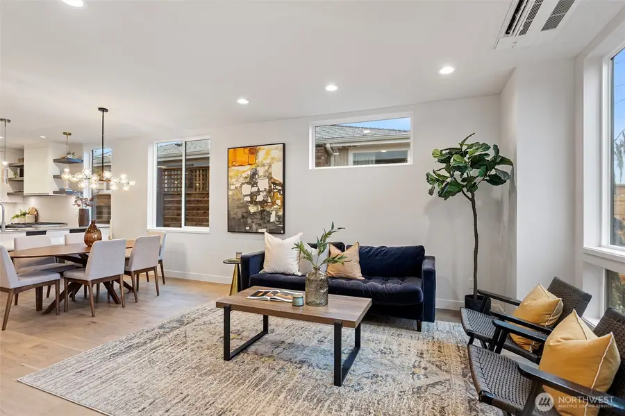 7336 27th Avenue Nw, Seattle, WA 98117 - #3