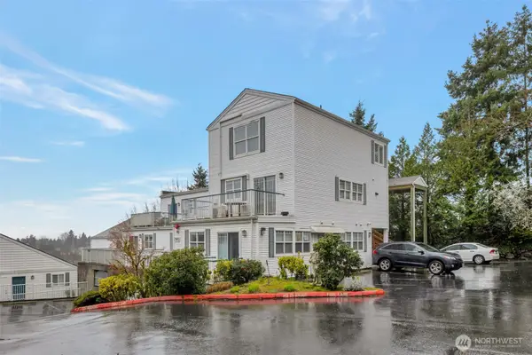 3980 129th Place Se #B102, Bellevue, WA 98006