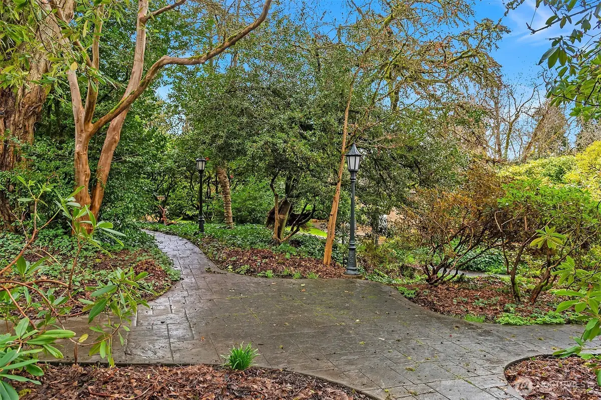 1118000701 Broadmoor Drive E #129, Seattle, WA 98112 - #1