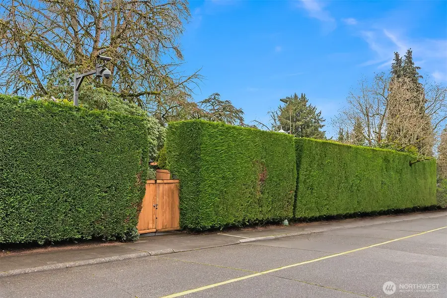 1118000701 Broadmoor Drive E #129, Seattle, WA 98112 - #3