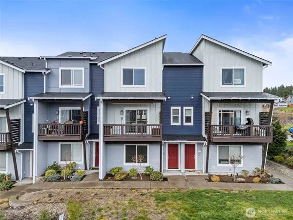 17525 110th Avenue E #F, Puyallup, WA 98374