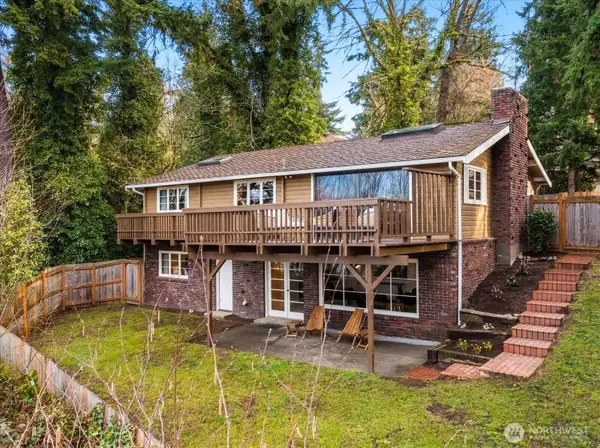 11224 SE 76th Street, Newcastle, WA 98056