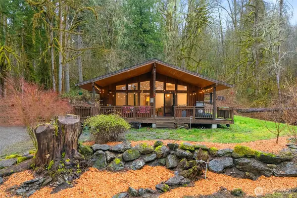 9355 Adams Drive, Concrete, WA 98237