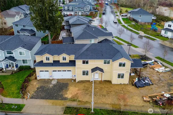 7648 Deschutes Heights Court Se #76, Tumwater, WA 98501