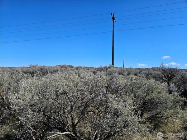 18 Thoroughbred Drive #18, Ephrata, WA 98823