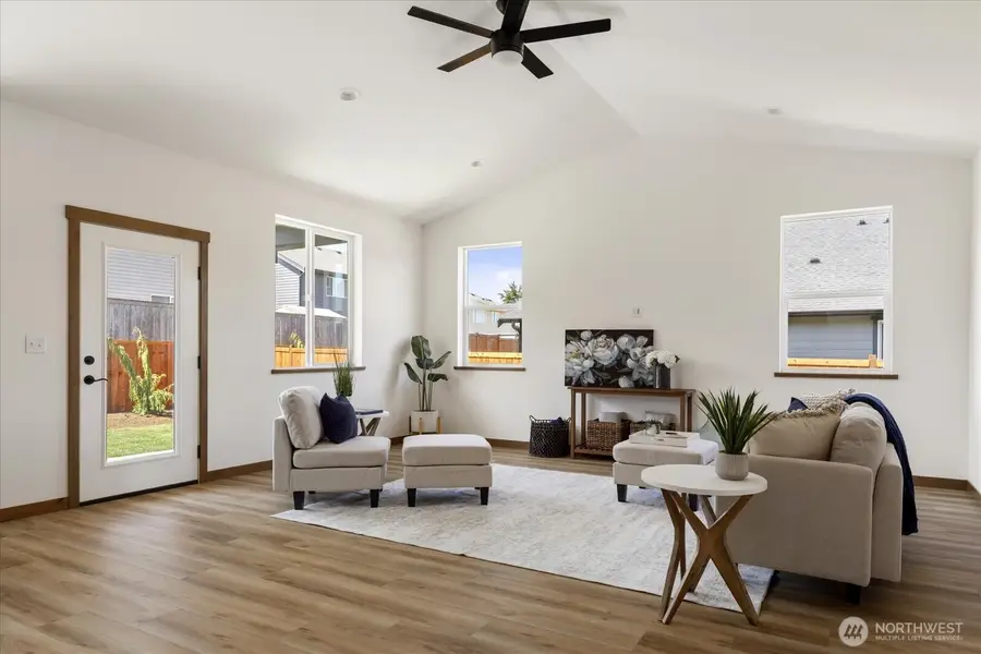 900 NW Shire Street, Oak Harbor, WA 98277 - #3