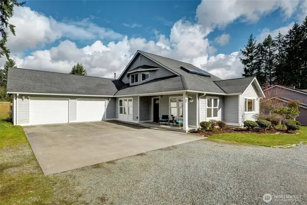 15920 NE 51st St, Redmond, WA 98052