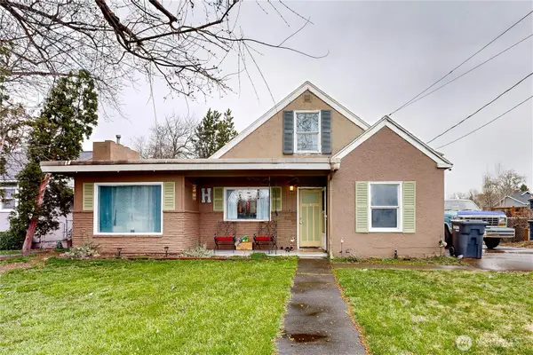 530 SW 4th Street, College Place, WA 99324