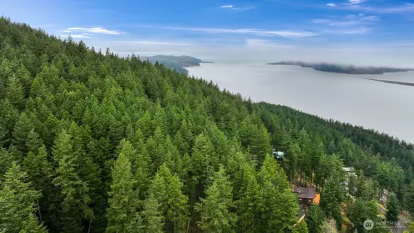 3071 Hales Passage Drive #6, Lummi Island, WA 98262