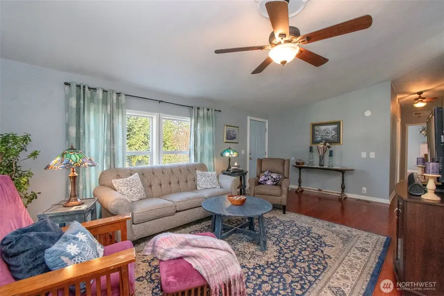 202 S Bayview Avenue, Port Angeles, WA 98362 - #3