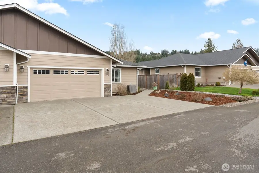 676 SW 20th Street #A, Chehalis, WA 98532 - #3