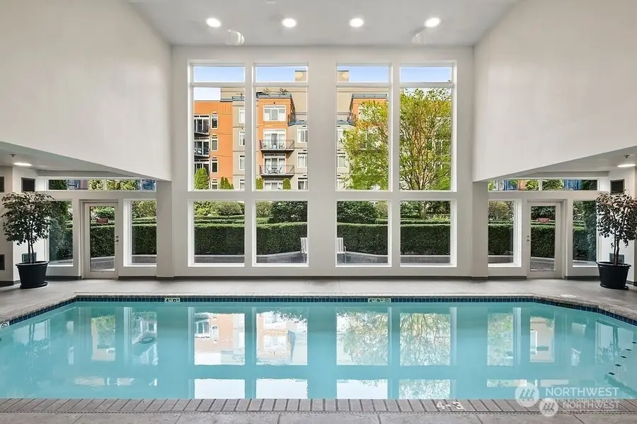 2414 1st Avenue #703, Seattle, WA 98121 - #3