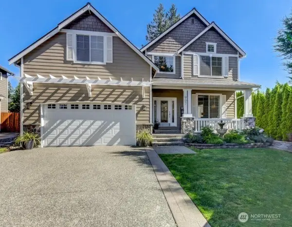 907 196th Place Sw, Lynnwood, WA 98036