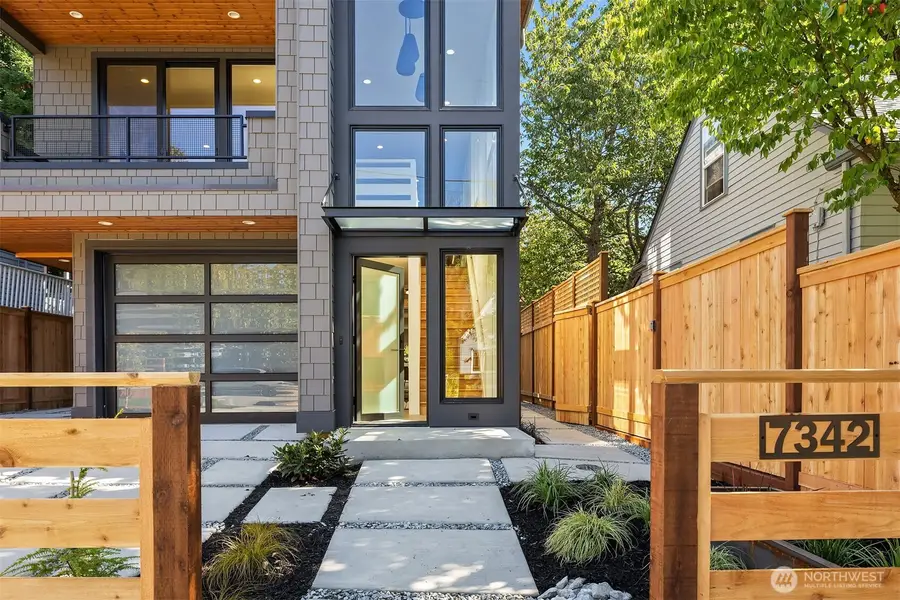 7342 20th Avenue Nw, Seattle, WA 98117 - #2