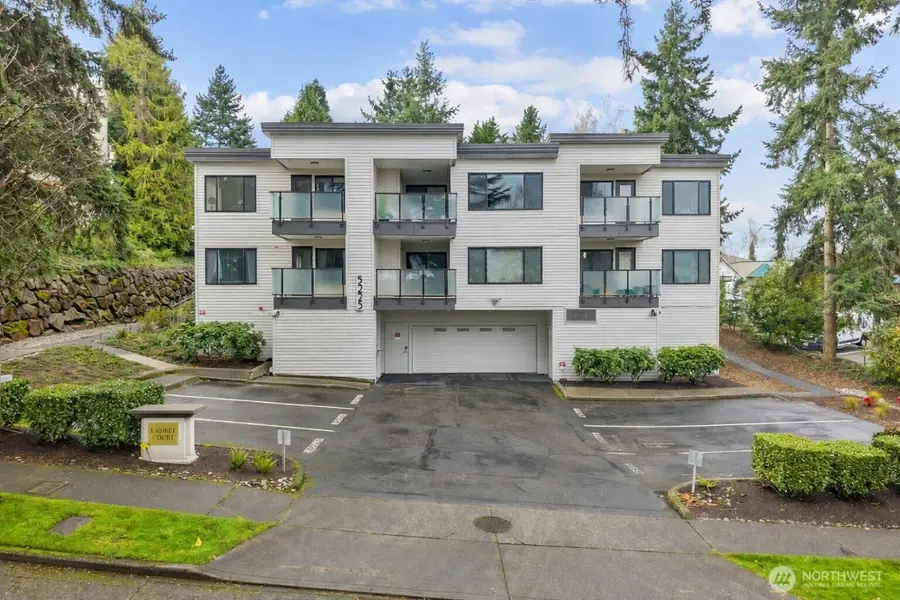 5225 50th Avenue Ne #206, Seattle, WA 98105 - #3