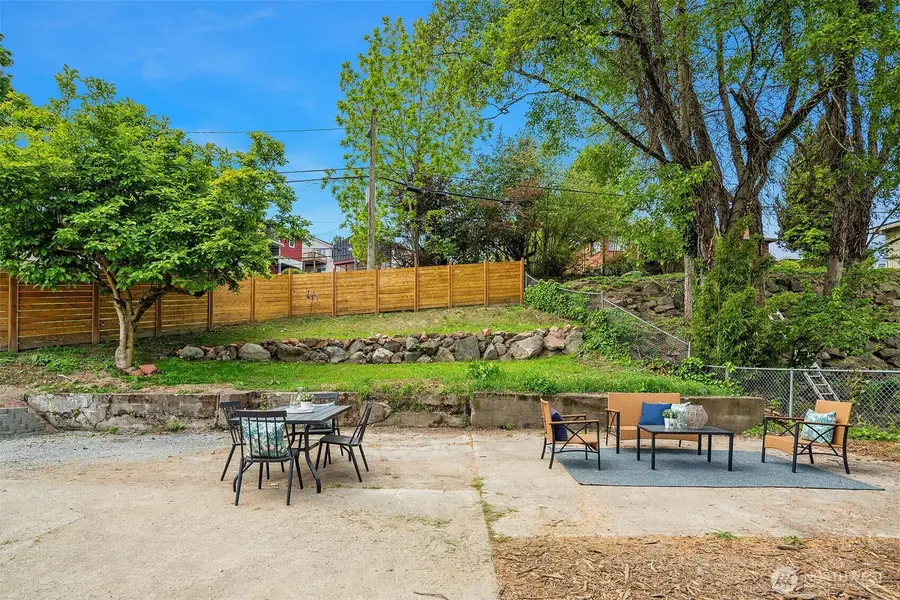 9275 Renton Avenue S, Seattle, WA 98118 - #3