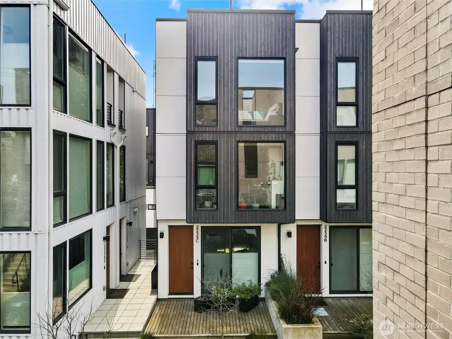 2239 Minor Ave E #C, Seattle, WA 98102 - #2