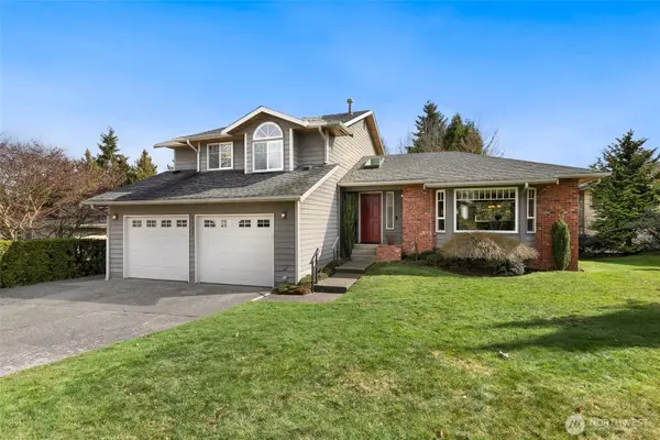 8823 10th Drive Se, Everett, WA 98208