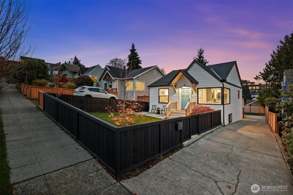 4725 37th Avenue Sw, Seattle, WA 98126 - #1