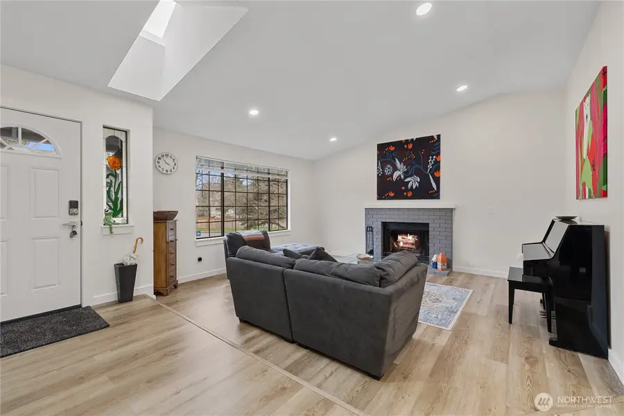 1112 S 23rd Street, Renton, WA 98055 - #3