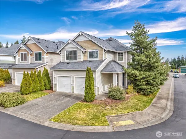 27366 215th Place Se, Maple Valley, WA 98038