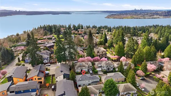 11922 82nd Place Ne, Kirkland, WA 98034