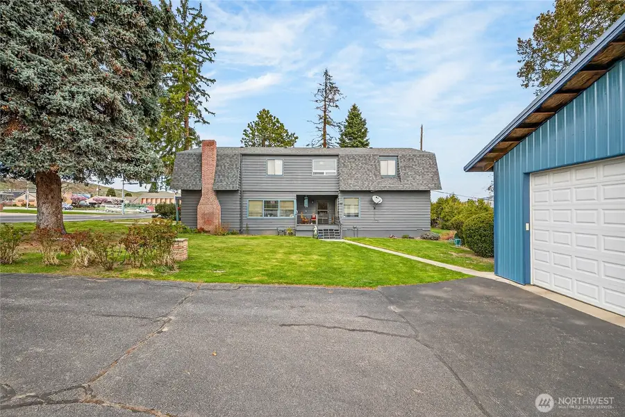 407 N Western Avenue, Wenatchee, WA 98801 - #2