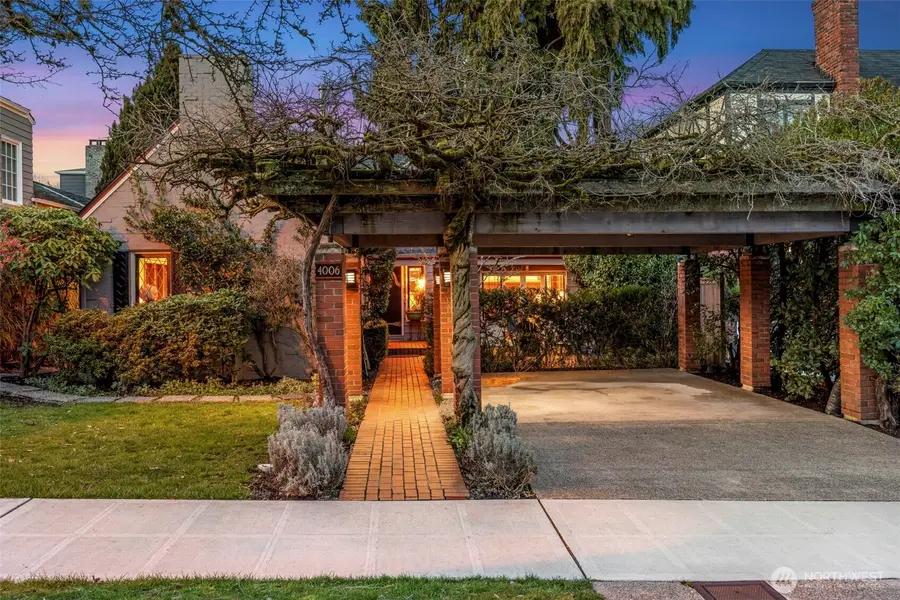 4006 NE 38th Street, Seattle, WA 98105 - #2