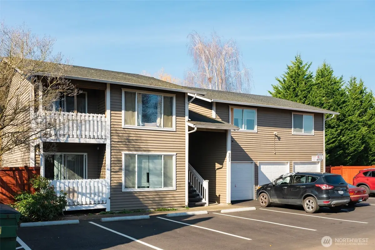 201 2nd Place Se, Pacific, WA 98047 - #1