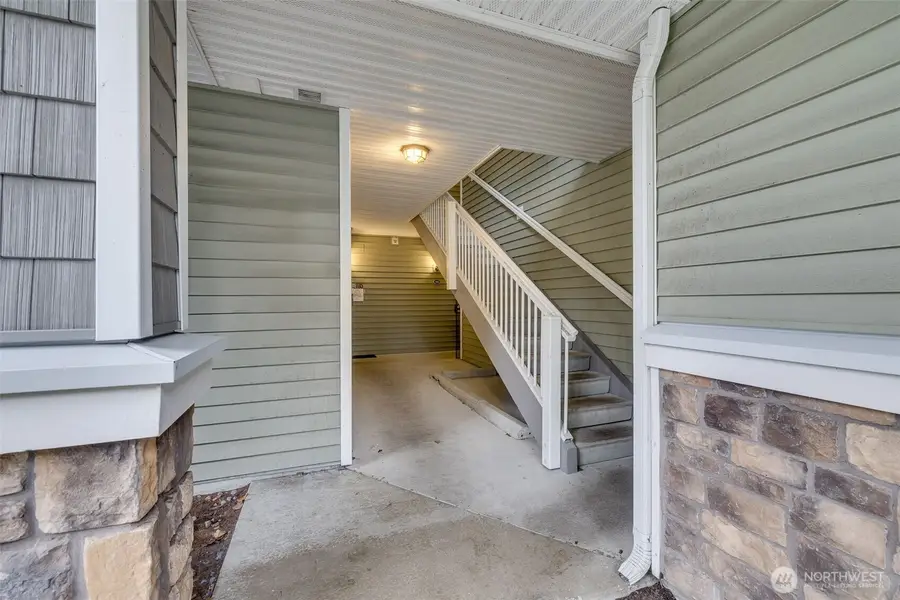 12712 Admiralty Way #E106, Everett, WA 98204 - #2