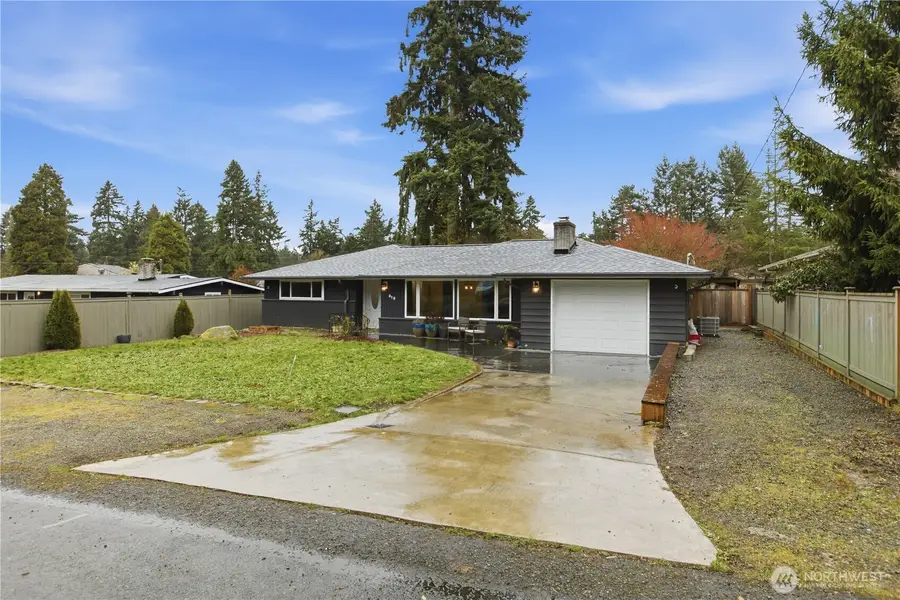 812 Maplewood Avenue W, Kent, WA 98030 - #2