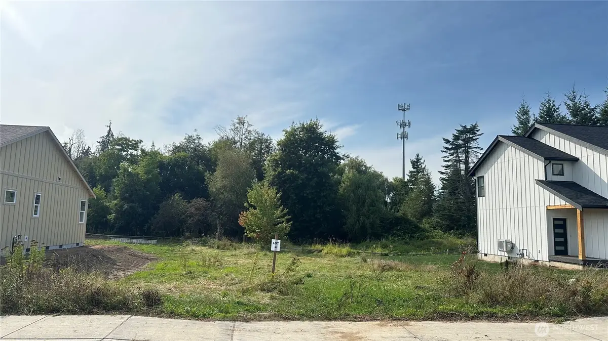 407 E 2nd Street #4, Nooksack, WA 98276 - #1